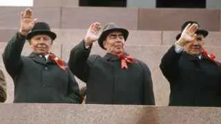 Минэнерго начнёт устанавливать для нефтяных компаний обязательные планы по выпуску и отгрузкам топлива, а также контролировать рост цен на АЗС на фоне массовых атак украинских БПЛА на российские нефтеперерабатывающие заводы.