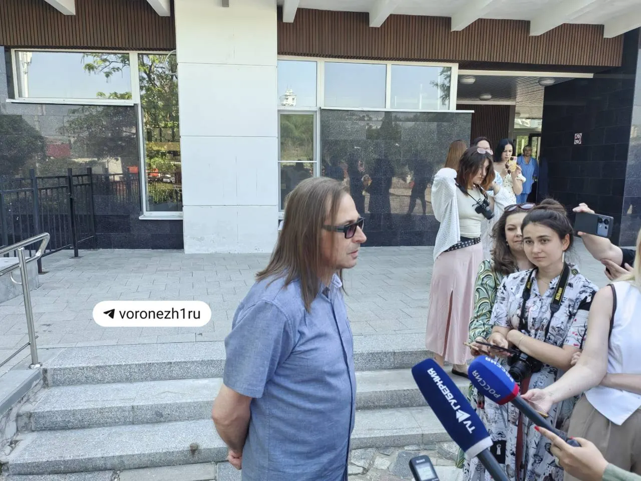 Алексей Ушаков подтвердил участие в съемках фильма: в ленте прозвучит множество песен группы, а в Воронеже планируют исполнить композицию «Пора домой».