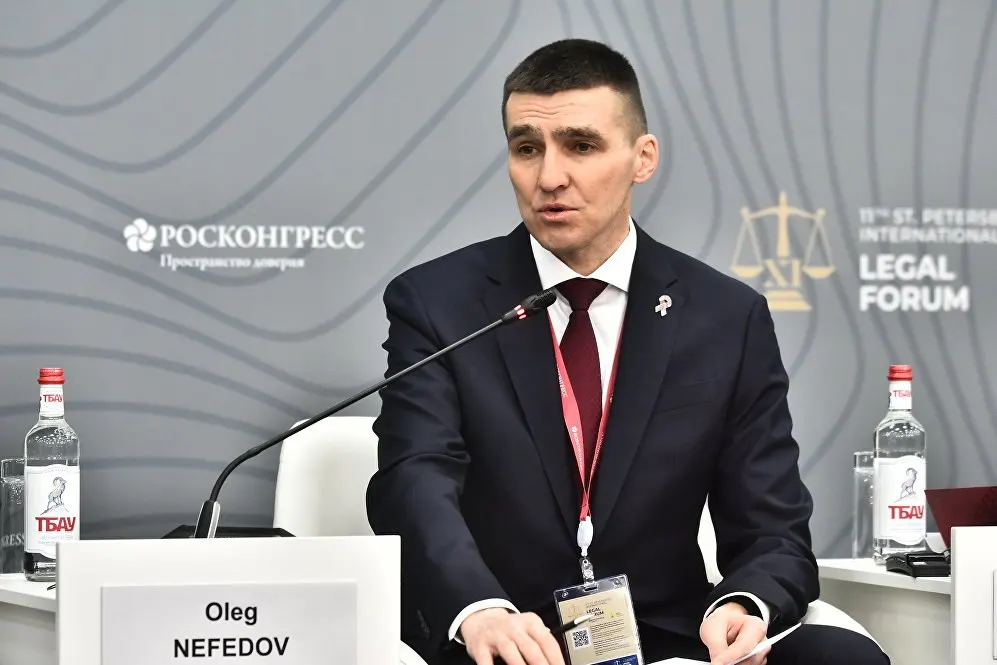 Высшая квалификационная коллегия судей 26 мая рассмотрит рекомендацию кандидатыуры судьи Верховного Суда Олега Нефедова на пост заместителя председателя ВС — председателя коллегии по гражданским делам. Нефедов известен рядом резонансных решений о запретах организаций, признанных экстремистскими.