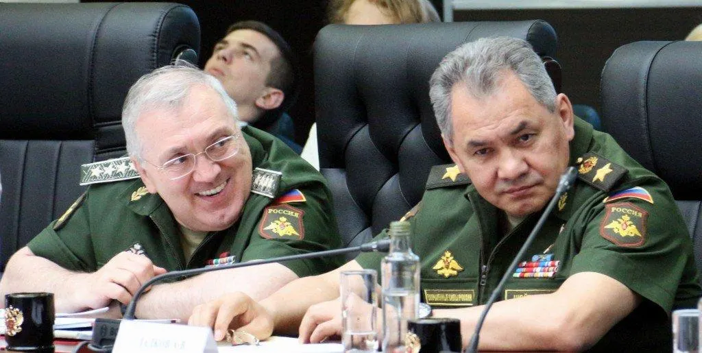 Никулинский районный суд Москвы удовлетворил иск Генпрокуратуры: в доход государства переданы деньги, элитная недвижимость и коммерческие объекты в Москве и Подмосковье общей стоимостью 5,5 млрд рублей. Заседание прошло в закрытом режиме из‑за сведений по гособоронзаказу.