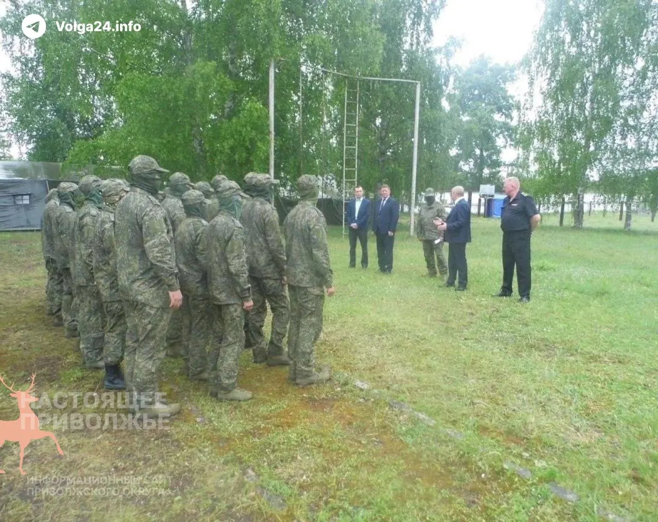 В республике сформировали подразделение БАРС для противодействия беспилотникам: бойцы прошли ускоренную двухнедельную подготовку, подписали контракты с Минобороны и с 1 июня встают на дежурство; их при необходимости могут перебросить в другие регионы или на фронт.