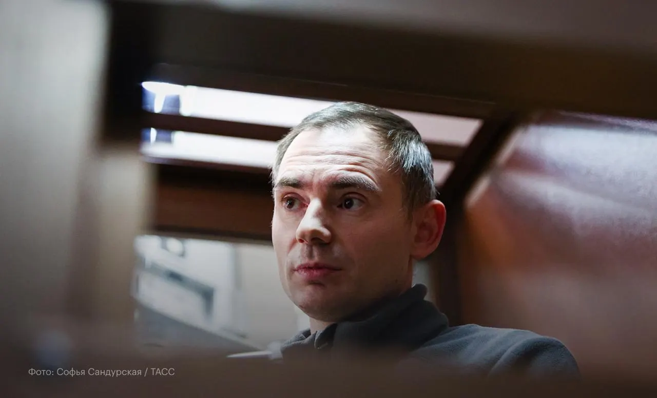В Замоскворецком суде идёт третье заседание по делу о «фейках»; одна из свидетельниц рассказала, что увидела пост политика и через некоторое время подала заявление в ОВД.