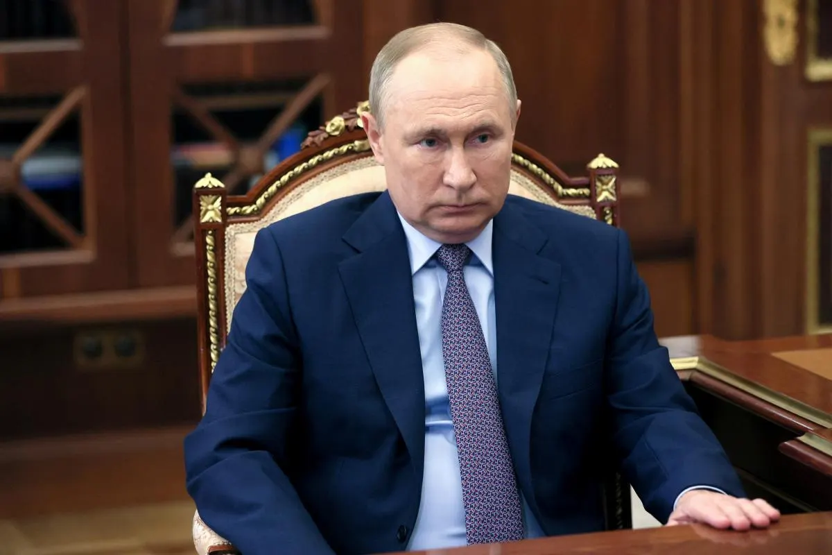 Помощник президента РФ отметил, что Москва неоднократно получала сигналы через посредников, но считает необходимым прямой контакт — звонок от главы Украины для начала переговоров.