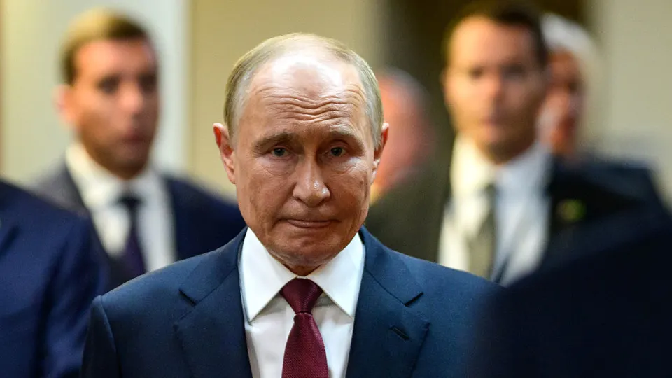 По оценкам аналитиков, в апреле Россия утратила контроль над 116 км². Одновременно заметно снизились темпы наступления — на ситуацию влияют контратаки, удары средней дальности с применением беспилотников, проблемы со связью и неблагоприятная погода.