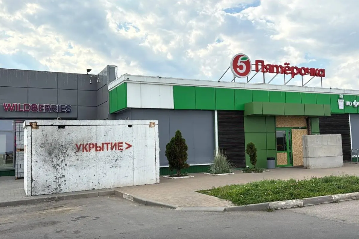 Из‑за ограничений мобильной связи торговые точки не успевают подписывать электронные накладные и оформлять маркировку в системе «Честный знак», поэтому рискуют штрафами. Чиновники советуют обращаться в операторов маркировки за разъяснениями.
