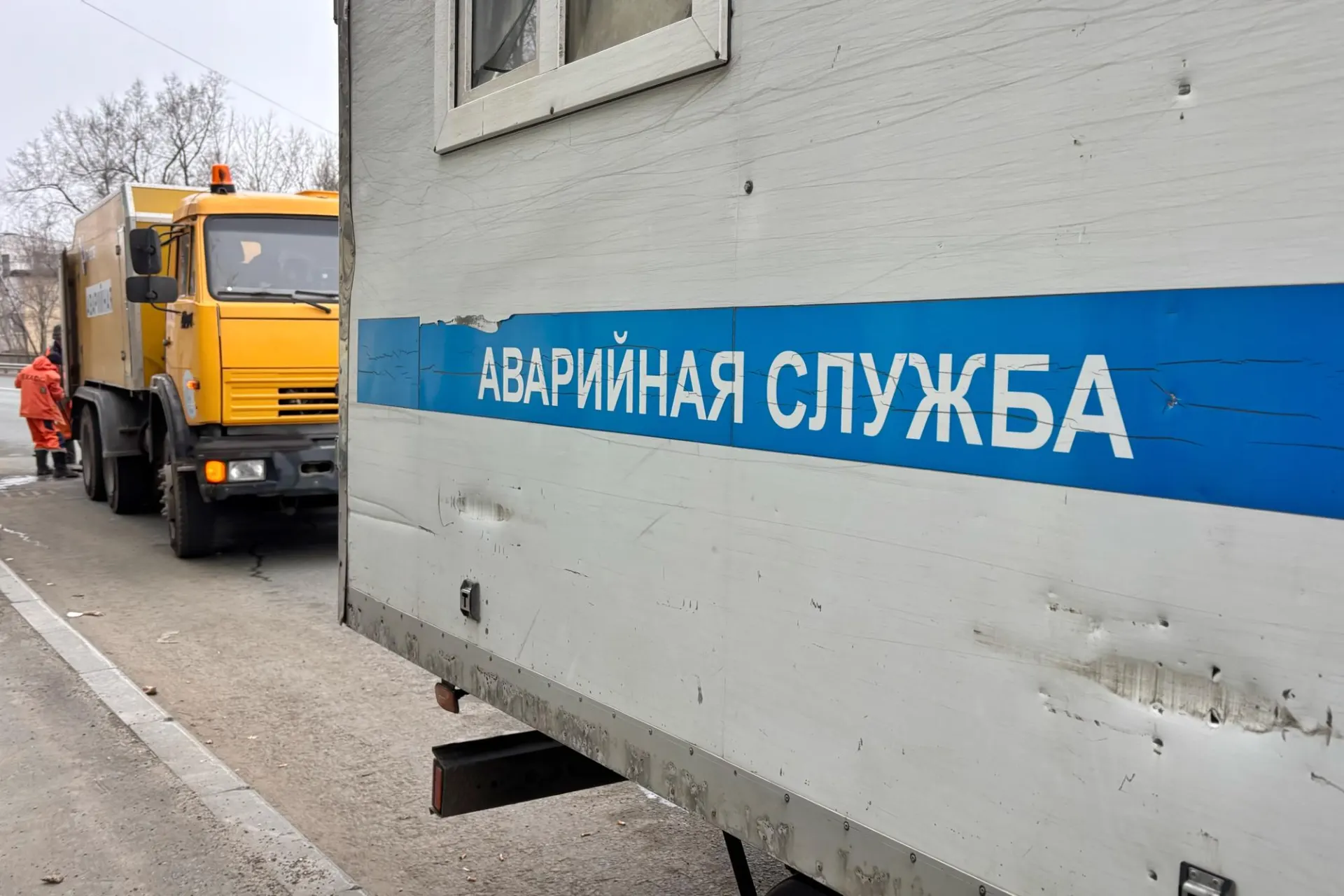 В Рязани из‑за аварии на трубопроводе временно прекращена подача холодной и горячей воды. Подробности ситуации уточняются.