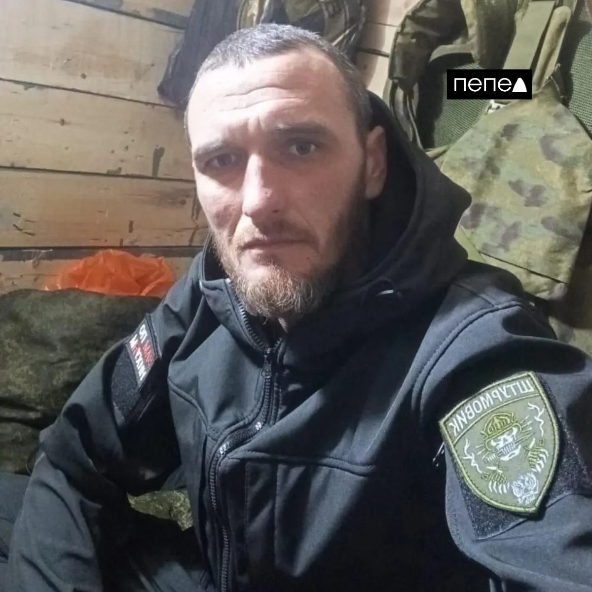 По данным источников, Алексей Гончар‑Быш из Прохоровского района мог погибнуть на войне в Украине; ранее ему предъявляли обвинения в сексуальном насилии в отношении 15‑летнего подростка. Сведения о гибели официально не подтверждены.