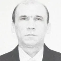 58‑летний бывший узник лагерей Сергей Евстигнеев, пропавший на два месяца, обнаружен в СИЗО‑11 Ногинска. Причины задержания не раскрываются; правозащитники связывают это с возможным донатом, а его состояние вызывает опасения.