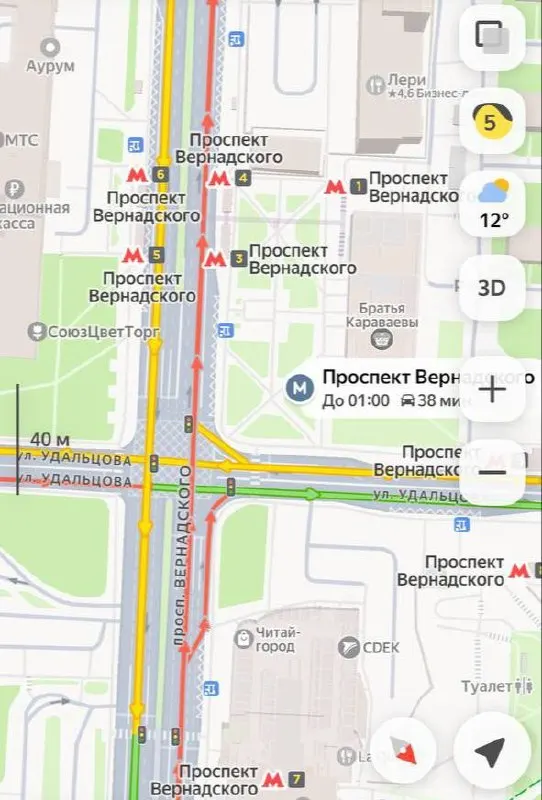 Мужчину госпитализировали, на месте ДТП образовалась заторная ситуация.