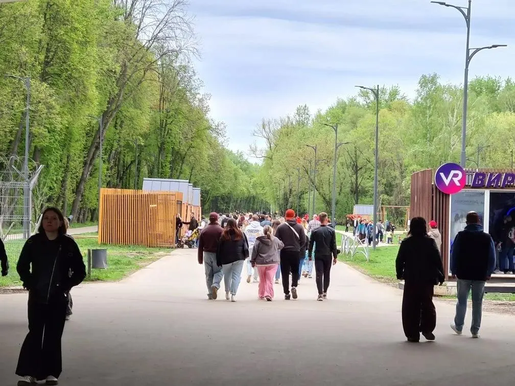 Жителей Рязани приглашают принять участие в акции по посадке деревьев в городском Лесопарке — инициатива направлена на озеленение и благоустройство.