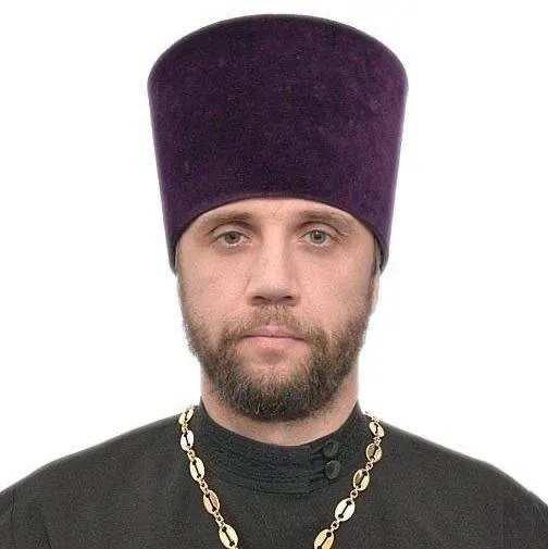 Несколько приходов Курской епархии подтвердили смерть Георгия Бекетова. Официальных комментариев нет; в сети публикуются версии о самоубийстве и сообщают о давлении со стороны церковных властей.