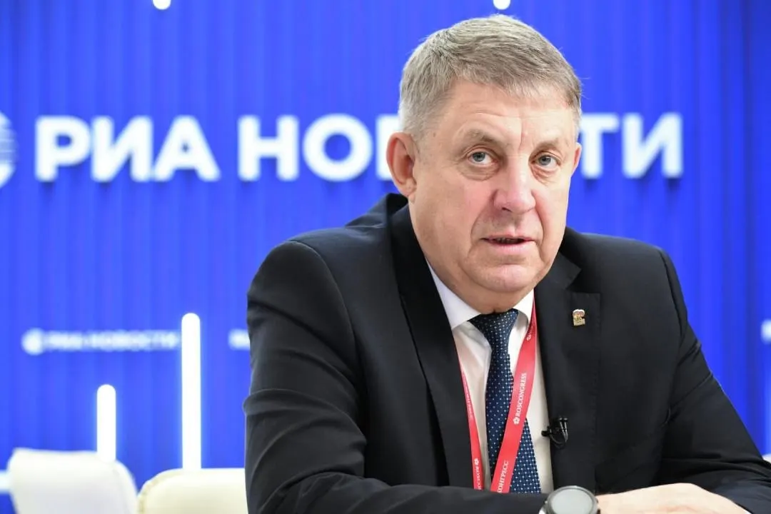 После отставки 13 мая Александр Богомаз получил мандат депутата Государственной думы — ЦИК передала ему мандат бывшего депутата Айрата Фаррахова. Врио главы Брянской области — Егор Ковальчук; в Белгородской области назначен Александр Шуваев.
