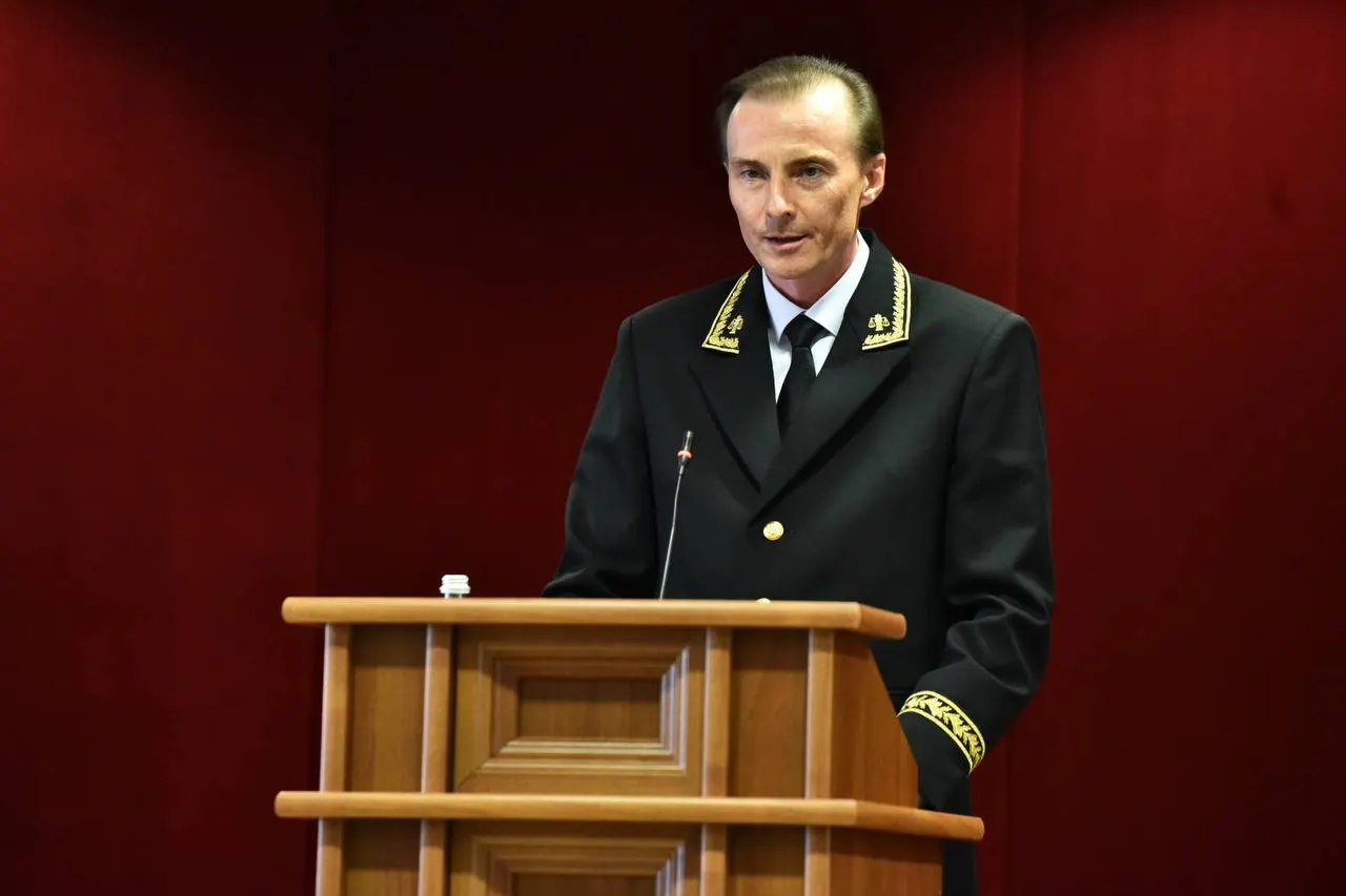 Президент назначил Бориса Романова председателем областного суда. Его представили 9 июня — губернатор Михаил Евраев объявил приоритеты работы: борьба с вандализмом и сохранение объектов культурного наследия.