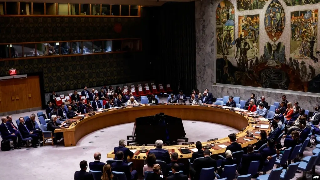 На заседании Совета Безопасности ООН постпред Украины предупредил, что Киев остаётся готовым к переговорам, но его терпение не бесконечно: рост дальнобойных ударов по территории России и Крыму может привести к пересмотру прежней линии прекращения огня.