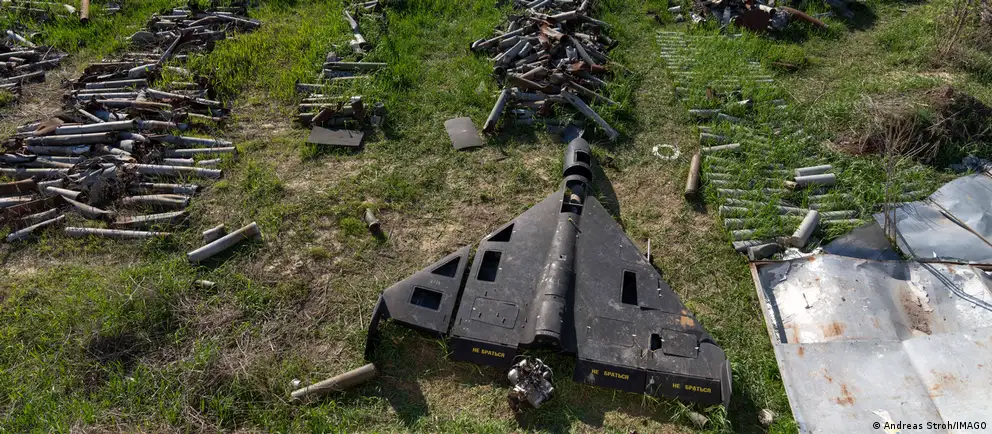 В мае по Украине было выпущено более 8 150 беспилотников «Шахед», украинская ПВО сбила большую их часть. В ответ Украина активизировала удары по объектам в России — это повлекло перебои на НПЗ и ограничение продажи топлива в некоторых регионах.
