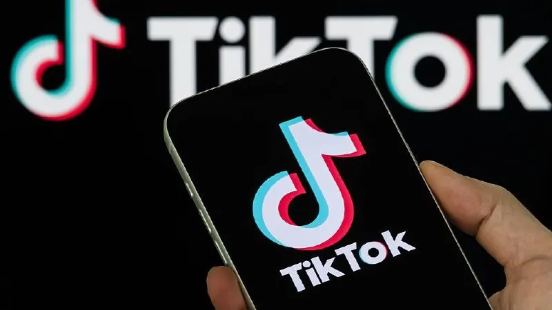 Платформу оштрафовали на 3 млн руб. за то, что она не удалила два ролика, которые признали содержащими «пропаганду нетрадиционных сексуальных отношений».