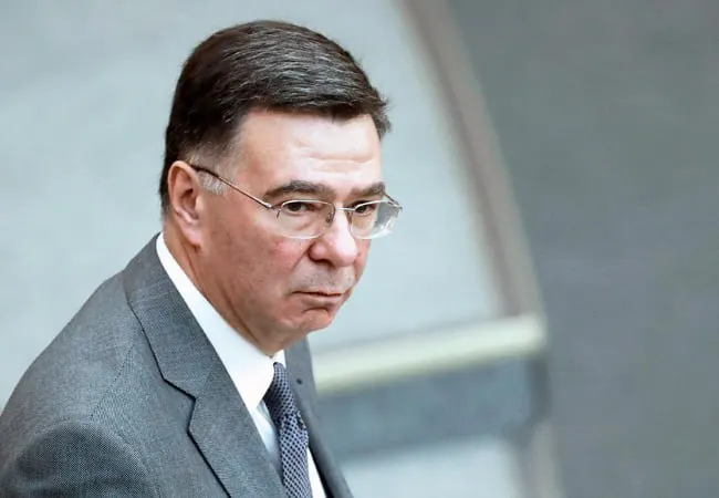 На ПМЭФ заместитель министра иностранных дел Александр Панкин заявил, что российская экономика устойчива и не сводится к роли «бензоколонки».