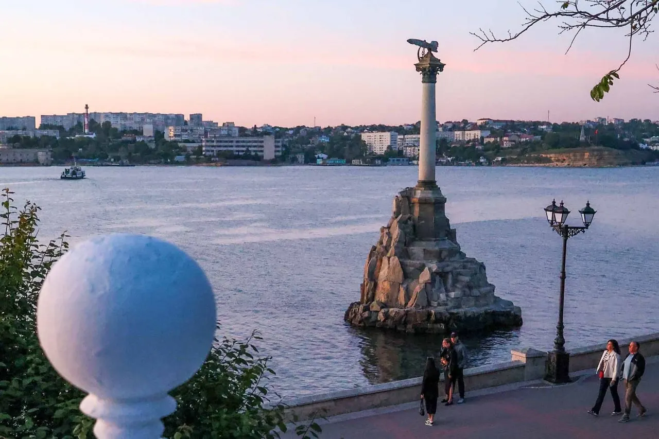 Спрос на&nbsp;отдых в&nbsp;Крыму упал на&nbsp;треть&nbsp;— массовые отмены бронирований