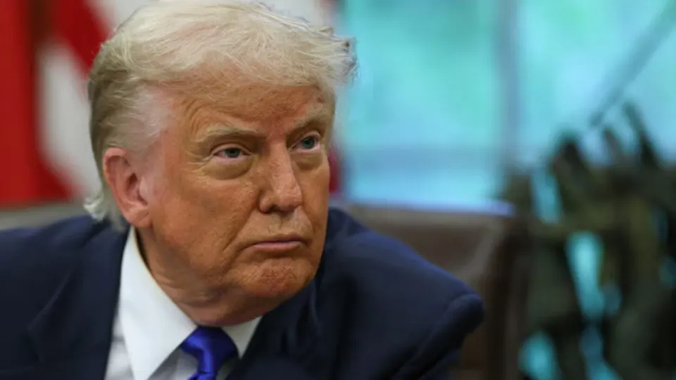 На саммите G7 президент США заявил о готовности нарастить поддержку Украины и ужесточить санкции против России, но поставил условие — помощь союзников в расчистке Ормузского пролива. Лидеры согласились усилить давление и увеличить поставки систем ПВО.