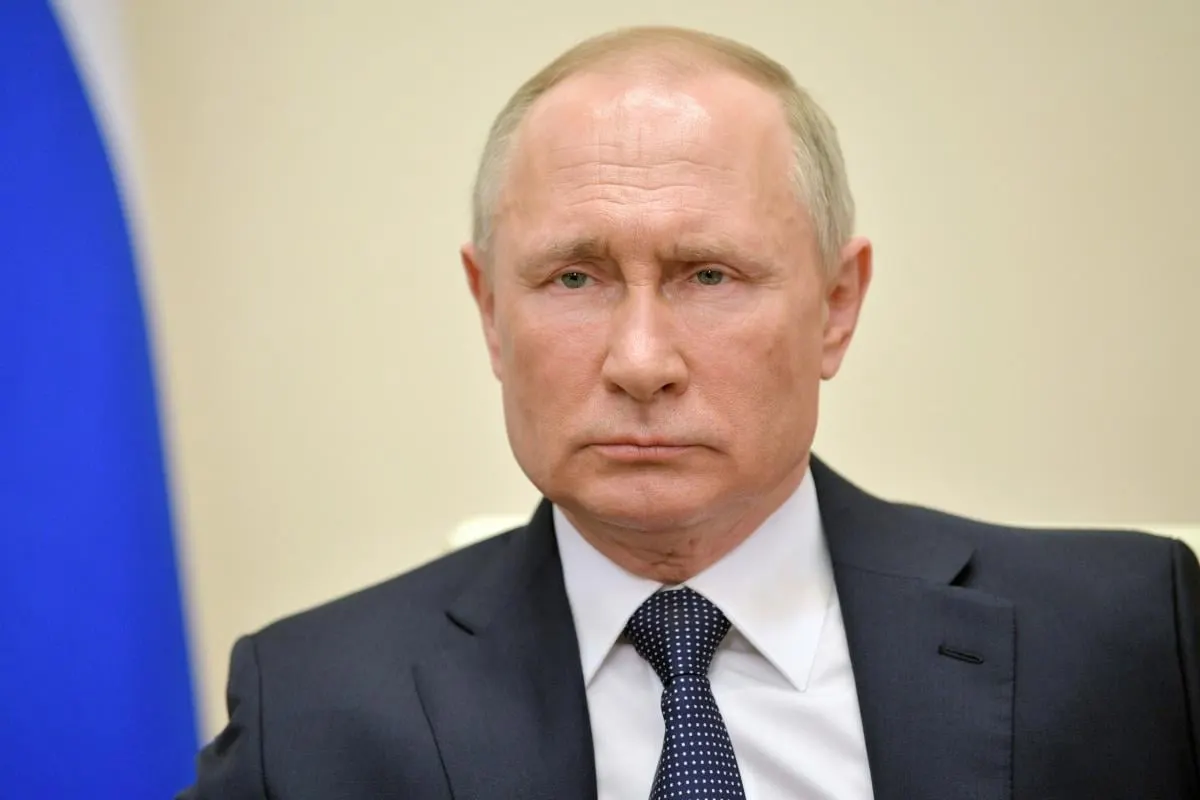 После саммита НАТО США сигнализировали о возможной помощи Украине по системе Patriot и ужесточении санкций, но ожидаемого телефонного контакта между лидерами не состоялось, что поставило Москву в сложное положение.