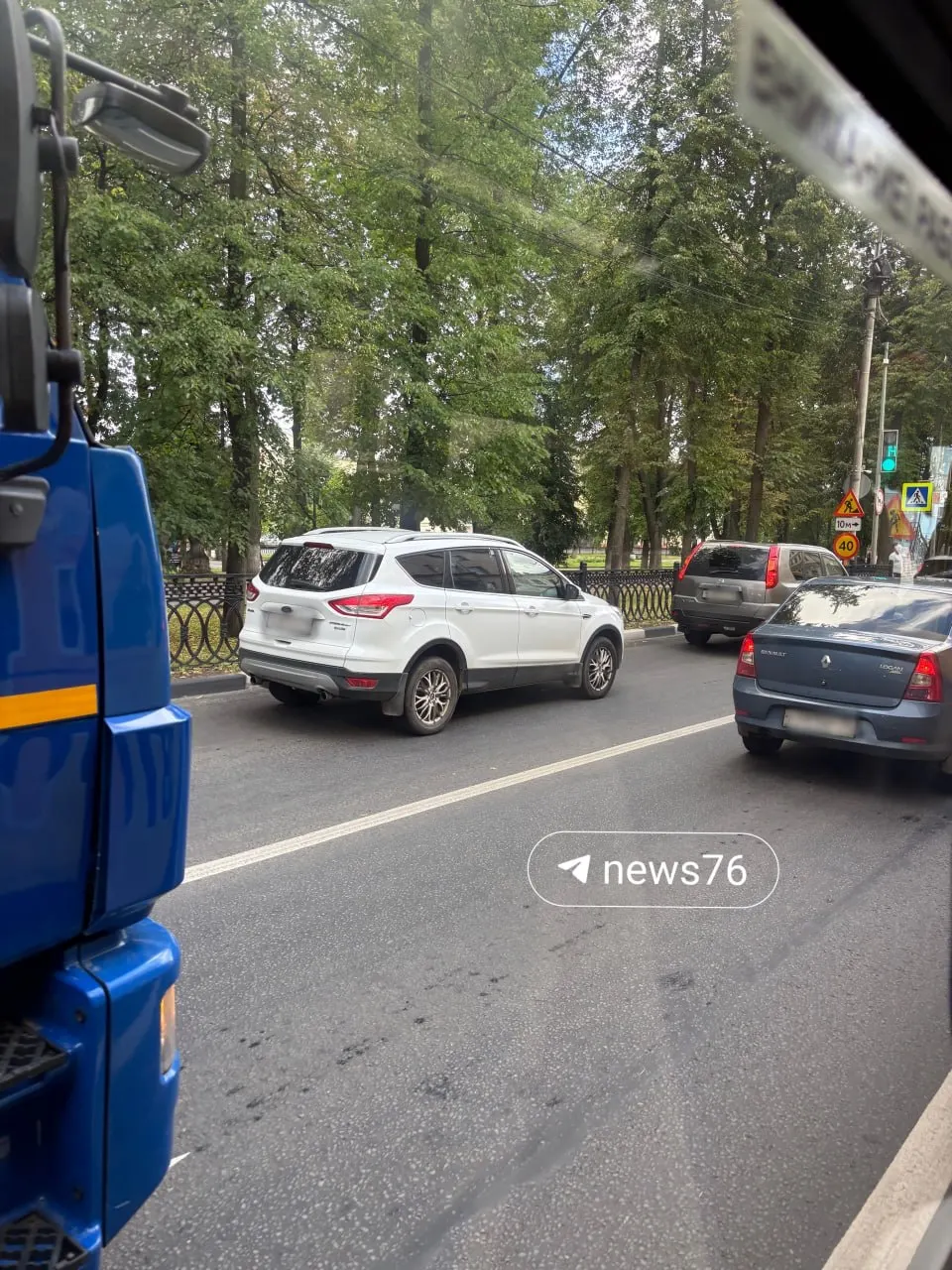 Жители сообщают о затруднённом движении в центре Ярославля — особенно на Первомайской. Также пробки зафиксированы на Дачной, проспекте Авиаторов и Урочской.