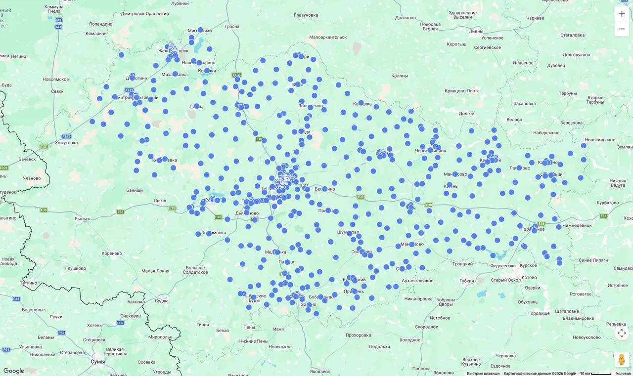 На сайте ЦИК отсутствуют адреса и составы некоторых участковых избирательных комиссий в Курской области — нанесение доступных данных на карту показало скрытую приграничную зону около 50 км.