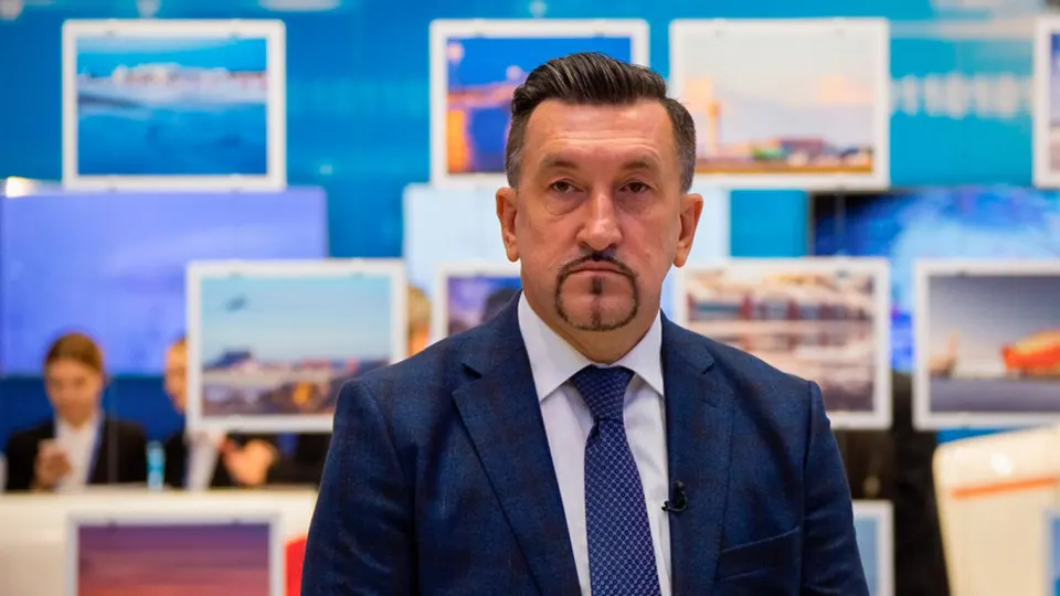 Утром 30 июля задержан заместитель гендиректора «Газпром энергохолдинга» Игорь Моисеенко; ему предъявляют обвинение в получении взятки в особо крупном размере. Это очередное громкое уголовное дело в структурах, связанных с «Газпромом».