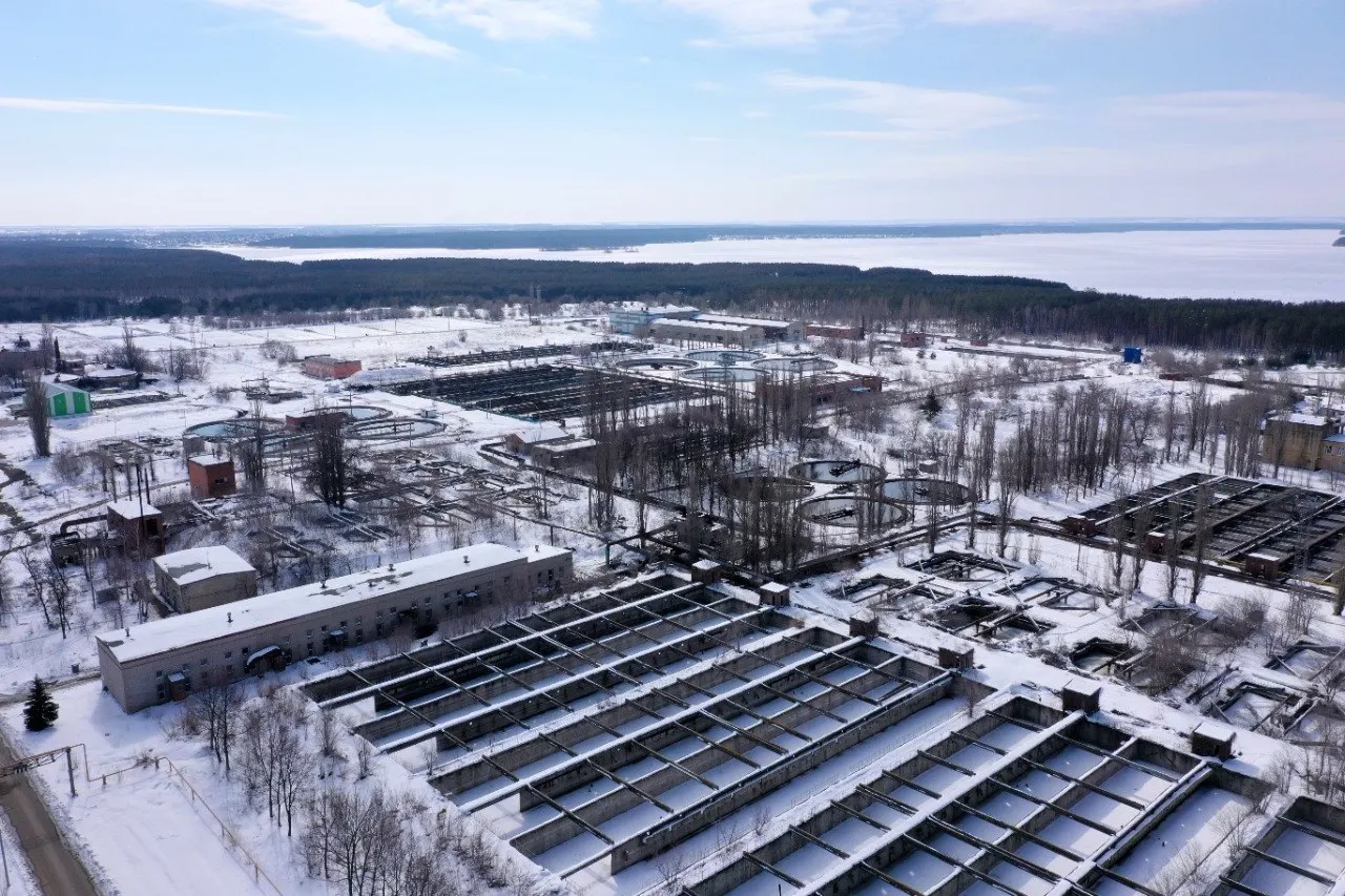 Прокуратура возбудила уголовное дело о мошенничестве при модернизации ЛОС: подрядчик завысил сметы. Контракт расторгнут, работы отложены, население может столкнуться с ростом тарифов.