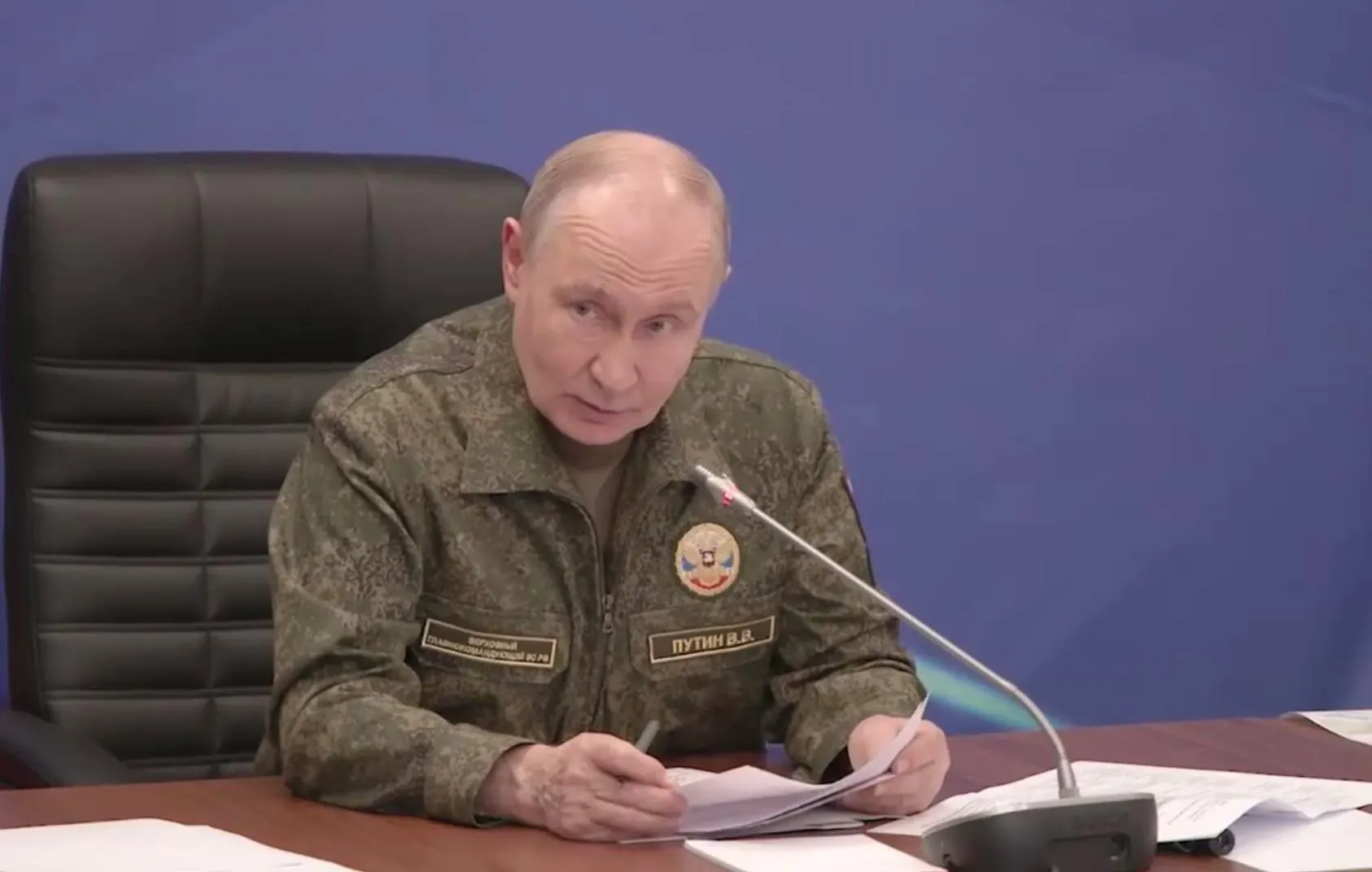 На совещании с военными президент заявил об освобождении Константиновки в Донецкой Народной Республике. По его словам, с начала года ВС РФ освободили 133 населённых пункта.