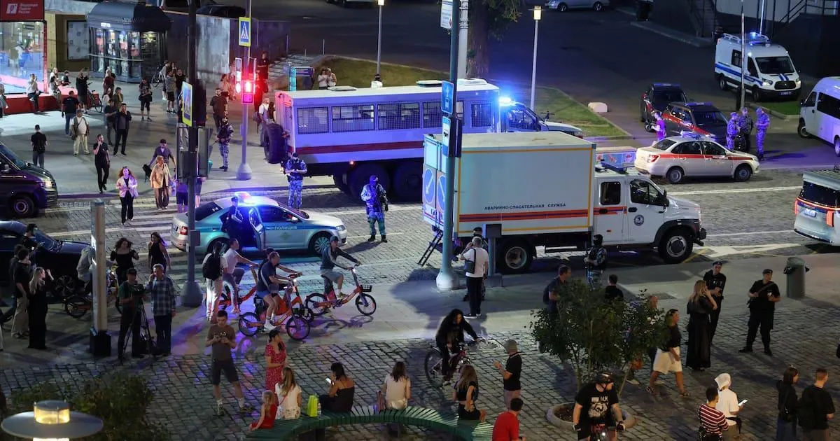 Во время частного вечера в московском ресторане Balzi Rossi произошёл взрыв; позднее число погибших возросло до пяти, пострадали гости и близкие участников.