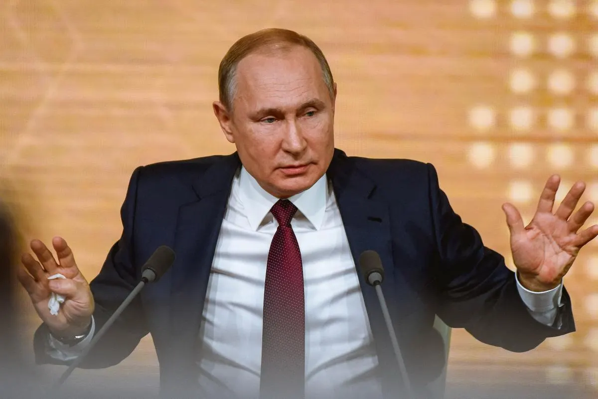 Власть усиливает давление на оппозицию и ограничивает участие оппонентов в выборах на фоне политического кризиса и мобилизации.