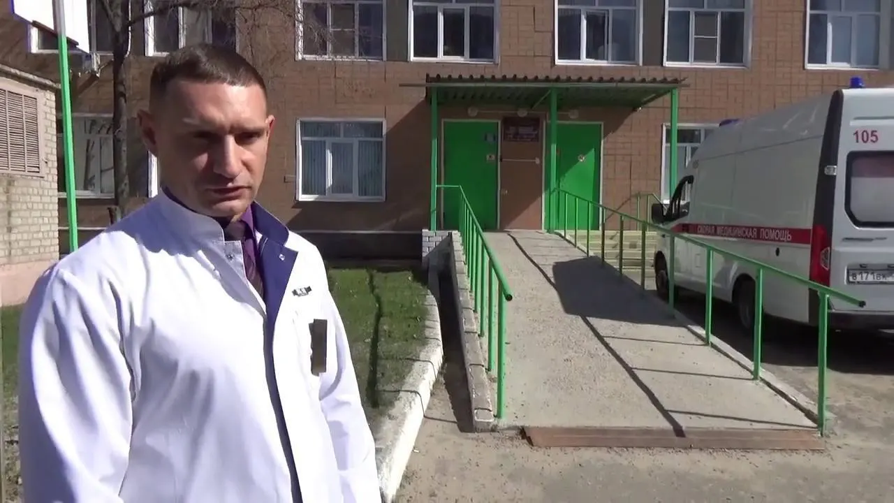 В Воронеже произошла кража крупной суммы из квартиры главного врача больницы скорой помощи; задержаны пять подозреваемых.
