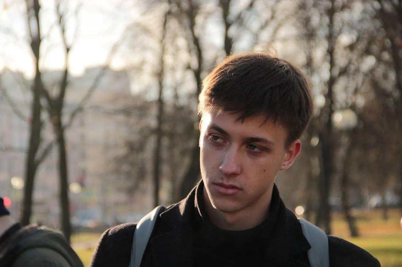 Замоскворецкий районный суд Москвы отказал 19-летнему активисту Евгению Малюгину в обжаловании решения о включении в реестр иностранных агентов.