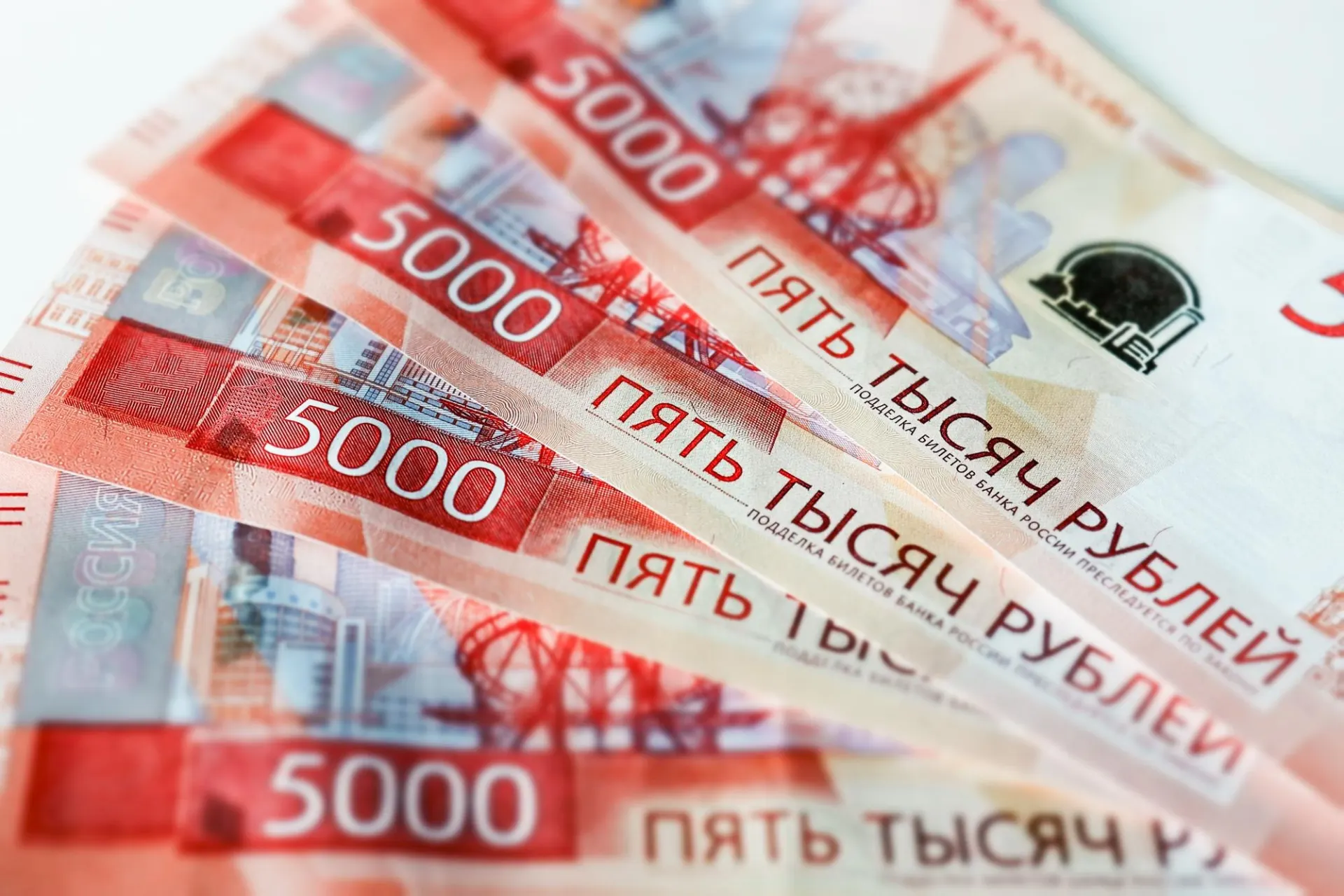 Задолженность населения по взносам на капитальный ремонт достигла 111 миллионов рублей.