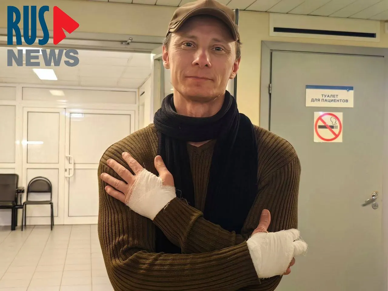 На Пушкинской площади задержали журналистов во время освещения апелляции партии «Яблоко», а рядом — молодого человека, пытавшегося организовать пикет. Задержанные находятся в автозаке.