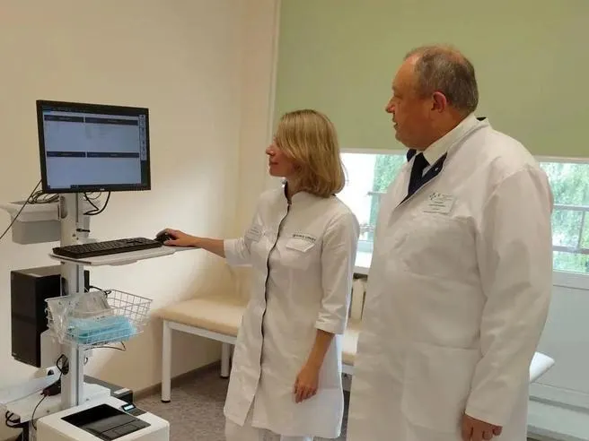 Городская больница Ярославля получила аппарат стоимостью 10 миллионов рублей, позволяющий безболезненную диагностику ишемической болезни сердца.