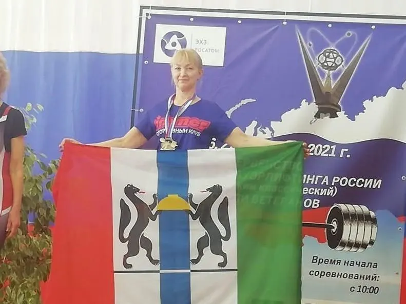Елена Антонова, 67 лет, бывший архитектор из Воронежа, переключилась на пауэрлифтинг, выступает на соревнованиях и не собирается прекращать тренировки.