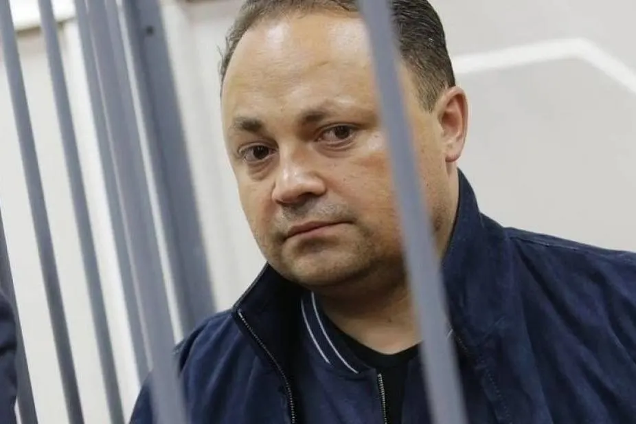 Указ о передаче активов в доход государства подписан 24 августа; речь идёт о компаниях, ранее принадлежащих родственникам экс-мэра Владивостока, и некоторых из них — через иностранные структуры.