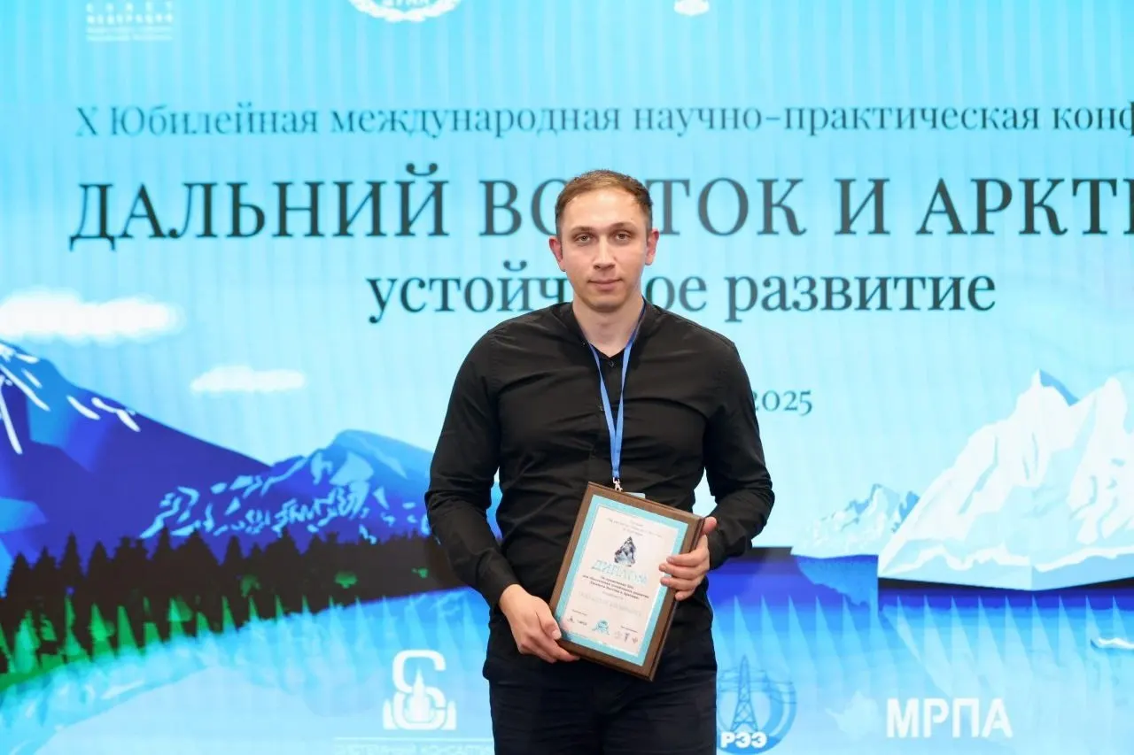 Гендиректор и бывший руководитель московской компании по производству беспилотных систем арестованы по обвинению в особо крупном мошенничестве; подробности по делу пока неизвестны.