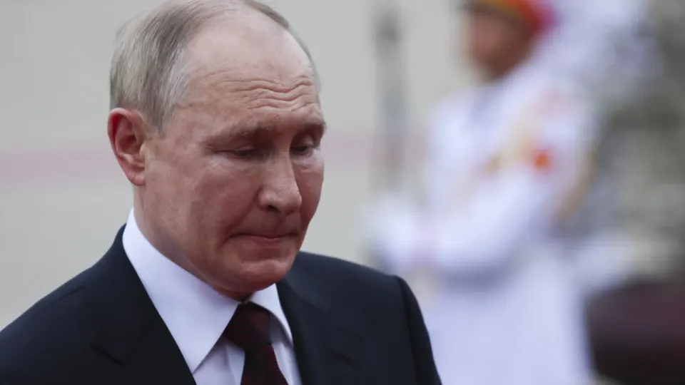 Путин подписал три указа во время визита главы ЦРУ; один из указов позволяет взять под временное управление активы, другие — смену российского дипсоста в Ираке.