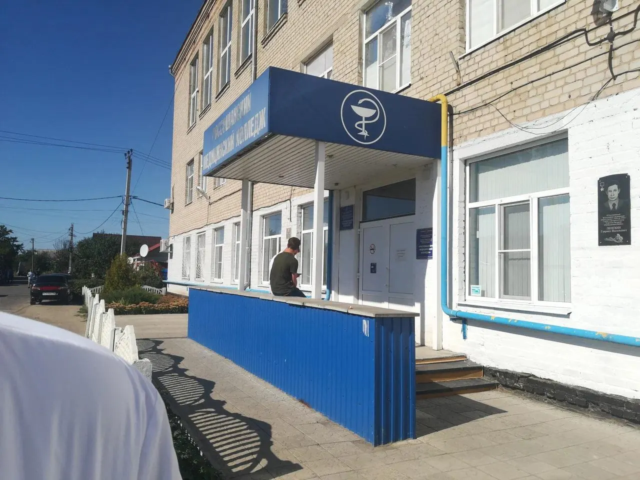 Обсуждают условия обучения и реакцию на обращение к Лиге безопасного интернета в Россошанском медицинском колледже.