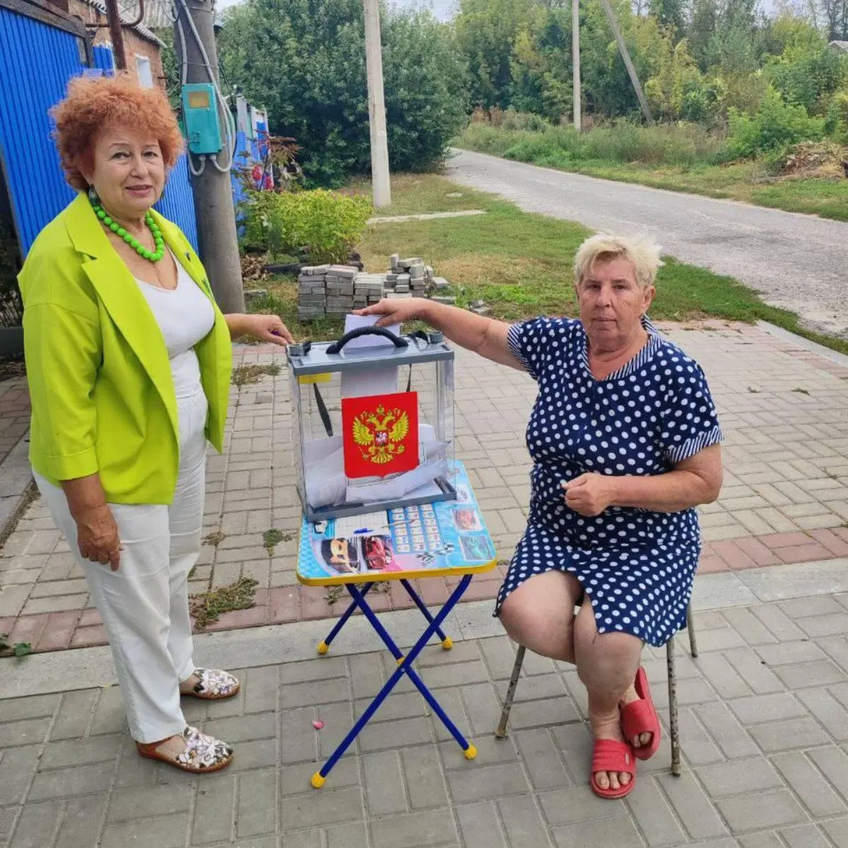 Сроки выборов продлены до 17 сентября; досрочное голосование можно осуществлять не только на участках, но и вне их — во дворах, домах и местах общего пользования.