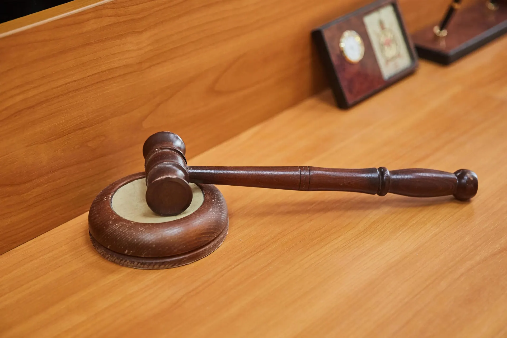 Суд&nbsp;обязал подрядчика из&nbsp;Рязани бесплатно переделать кровлю пожарного депо; предприниматель подал апелляцию