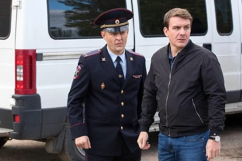 История о таланте и настойчивости, превратившей простого таксиста в героя на телеэкране.
