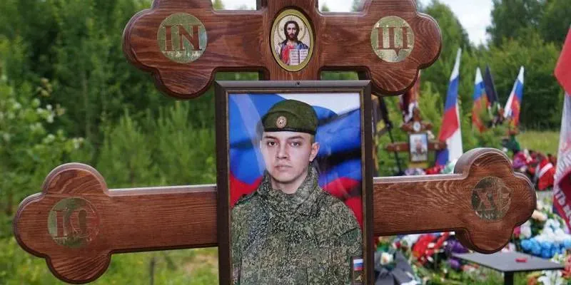 Расследование давления на призывников и попыток перевести их на контрактную службу в регионах Уральского округа.