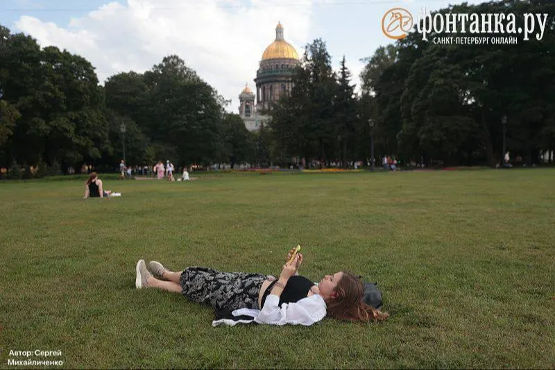 По всей стране зафиксировано самое тёплое лето в истории наблюдений; в Москве и Санкт-Петербурге сезон признан нормальным.