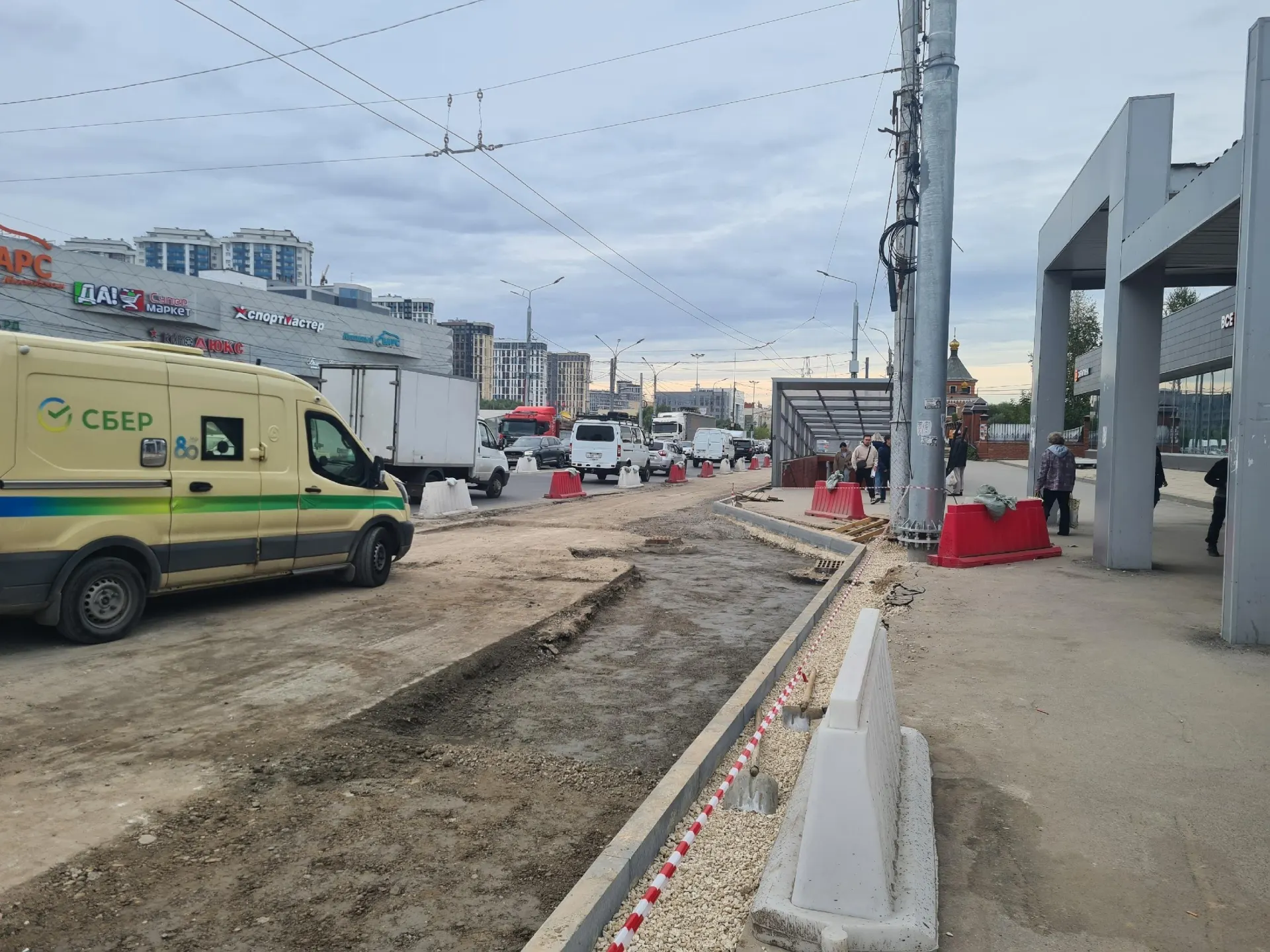 Ремонт дороги на Московском шоссе планируется завершить через три месяца.