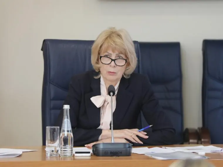 Руководитель управления финансово-бюджетной политики администрации Воронежа ушла с должности после 13 лет работы; также уволился её заместитель.