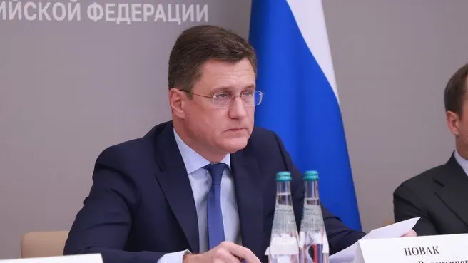 На совещании обсудили оперативные меры для обеспечения поставок топлива в регионах и устранения перебоев.