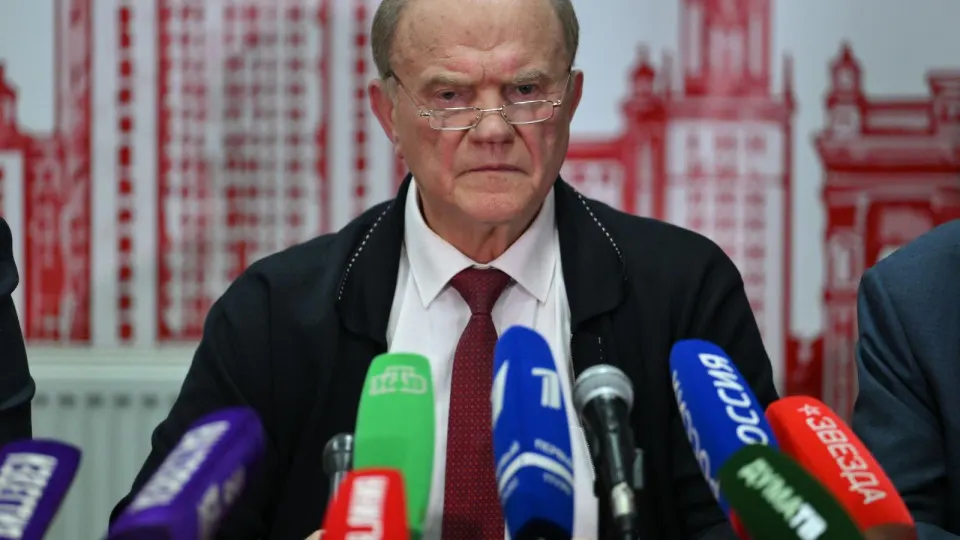 Лидер КПРФ заявил о риске потери страны при сохранении текущего курса и призвал к левому повороту и справедливой политике.
